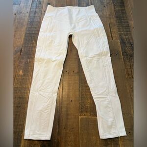 Lululemon size 10 white leggings with pockets